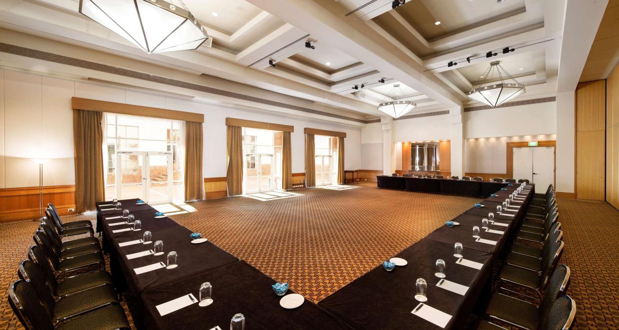 Hyatt Hotel Canberra - A Park Hyatt Hotel Eksteriør bilde