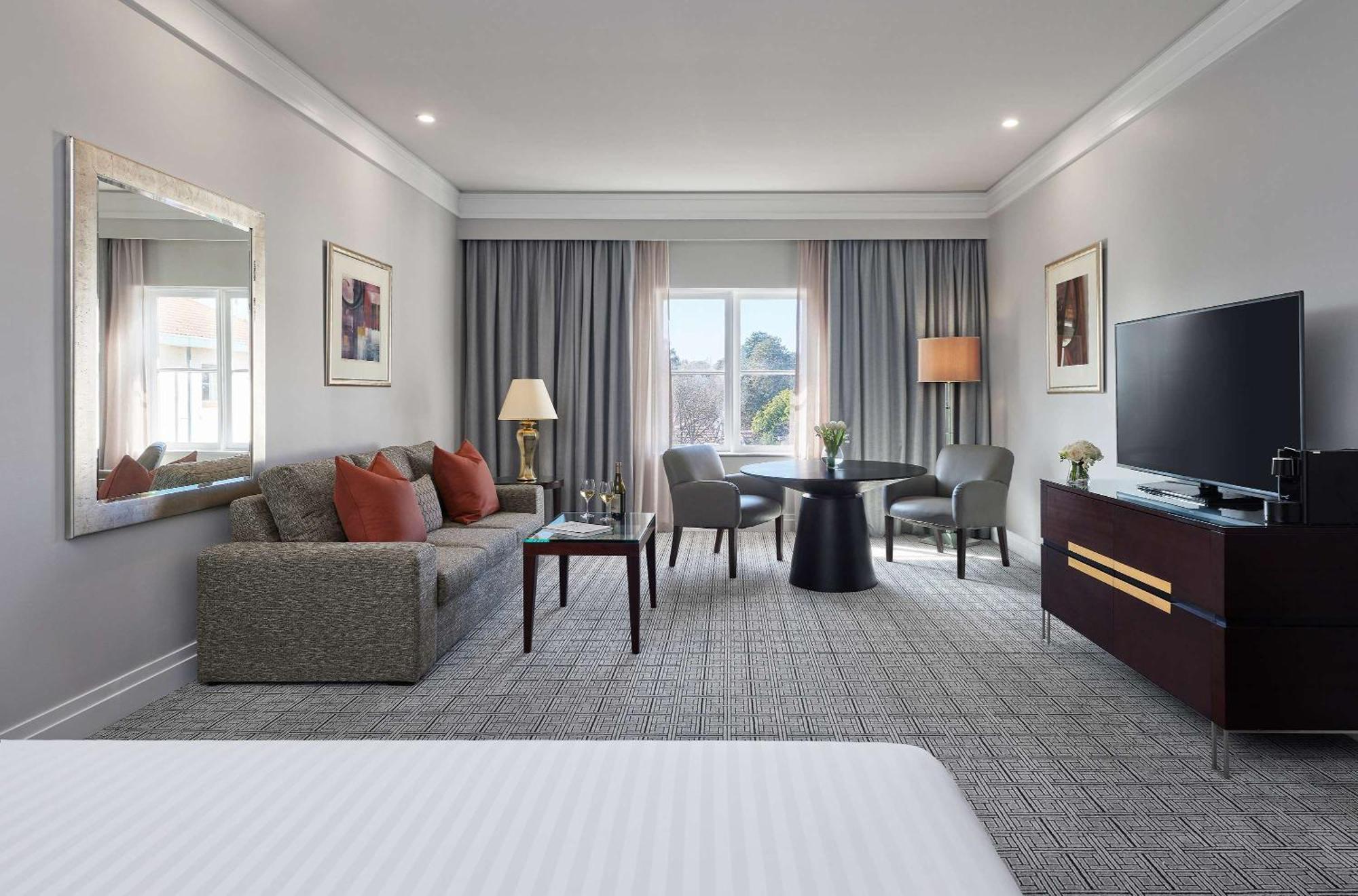 Hyatt Hotel Canberra - A Park Hyatt Hotel Eksteriør bilde