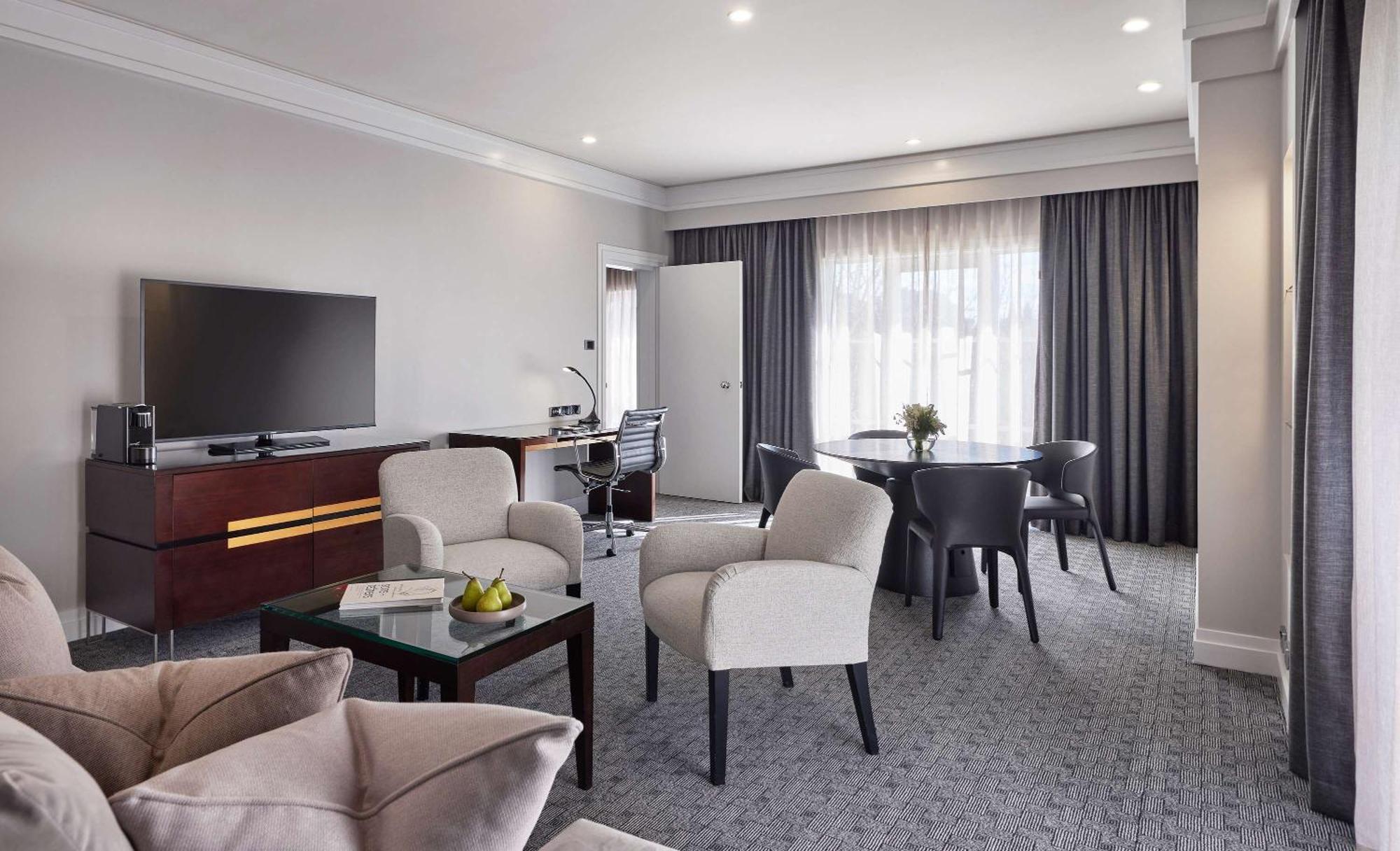 Hyatt Hotel Canberra - A Park Hyatt Hotel Eksteriør bilde