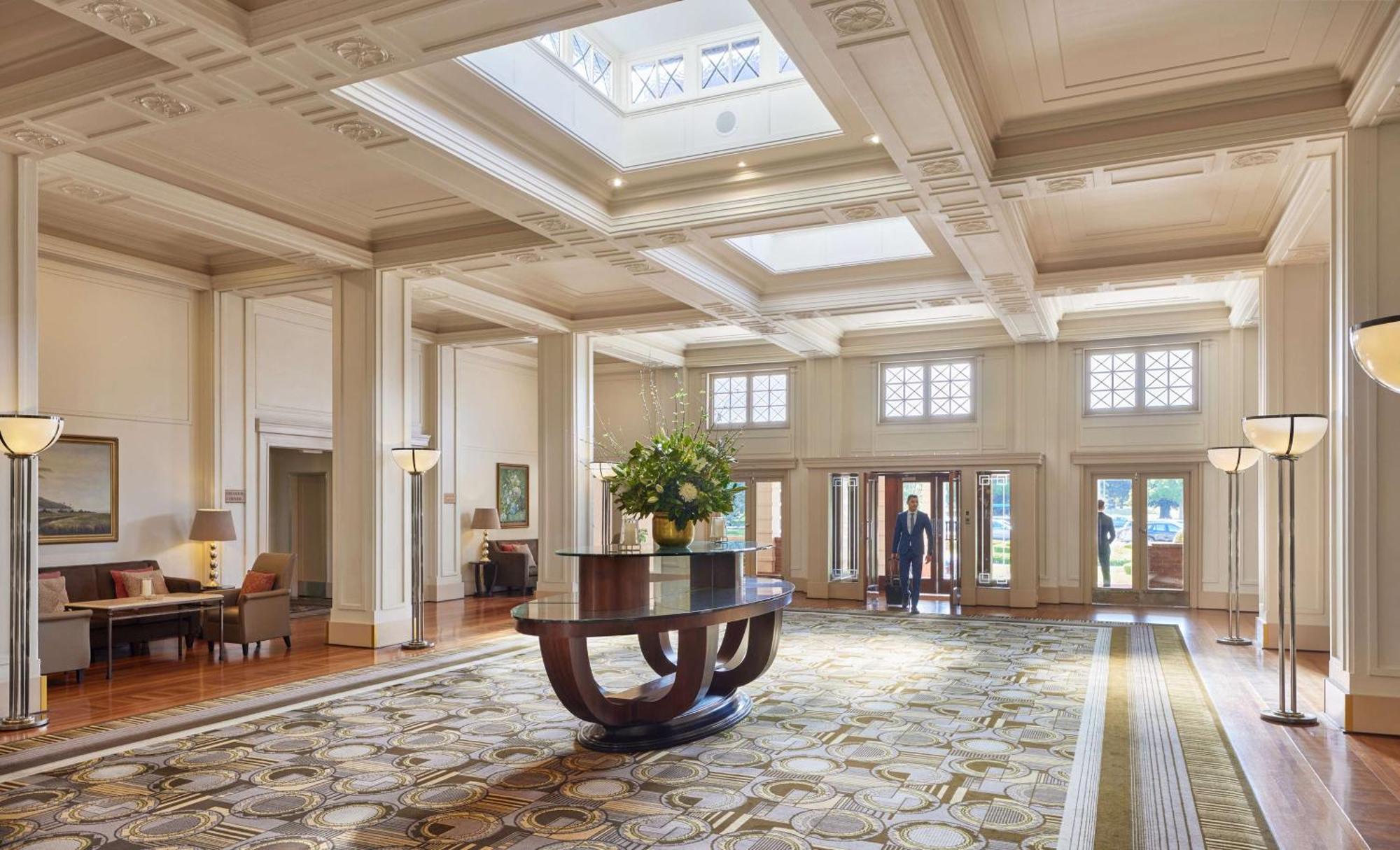 Hyatt Hotel Canberra - A Park Hyatt Hotel Eksteriør bilde